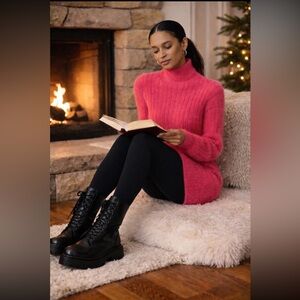 Anthropologie NWT Flat White Turtleneck
Sweater Dress size XS.